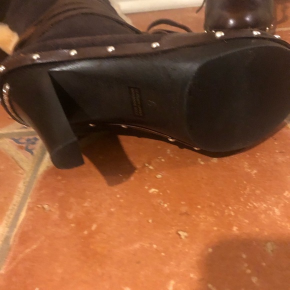 Beautiful boots - Picture 6 of 6